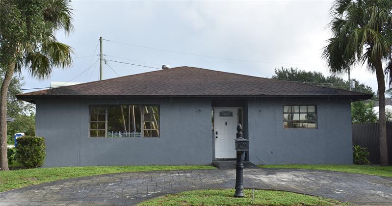 Image 2 of 21 For 3001 8th Pl