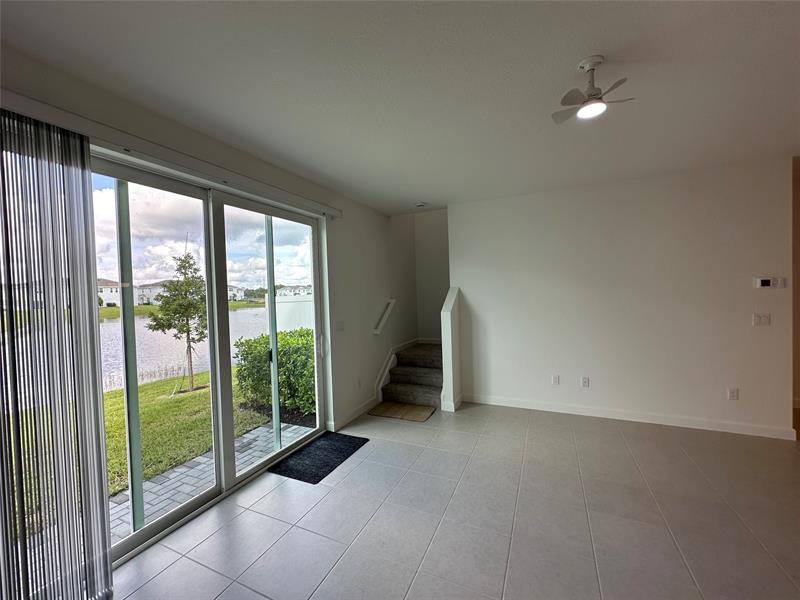 Image 35 of 87 For 402 Crossoak Ln  402