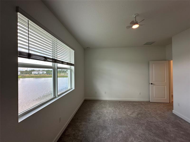 Image 42 of 87 For 402 Crossoak Ln  402