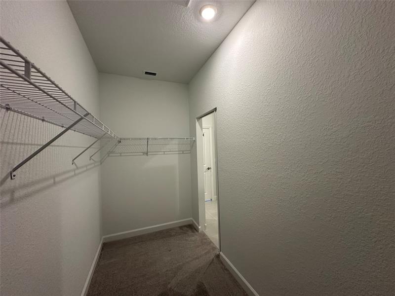 Image 51 of 87 For 402 Crossoak Ln  402