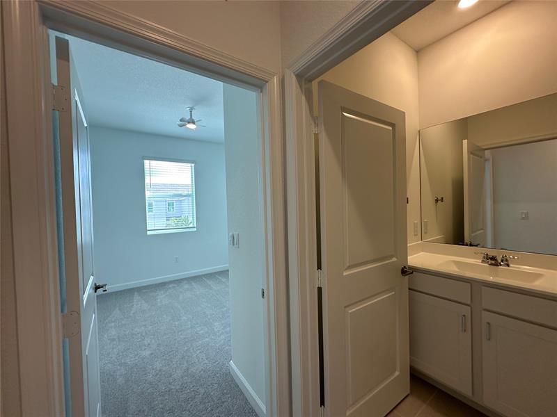 Image 62 of 87 For 402 Crossoak Ln  402