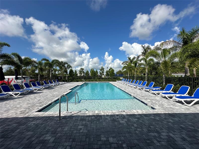 Image 83 of 87 For 402 Crossoak Ln  402