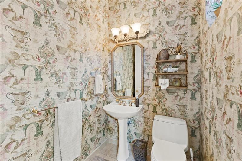 Image 16 of 60 For 12064 49th Dr