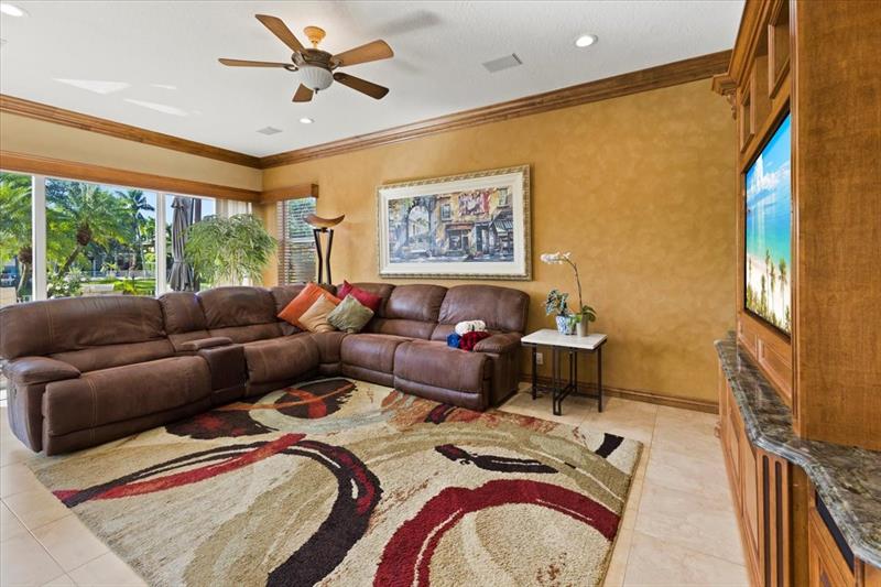 Image 18 of 60 For 12064 49th Dr