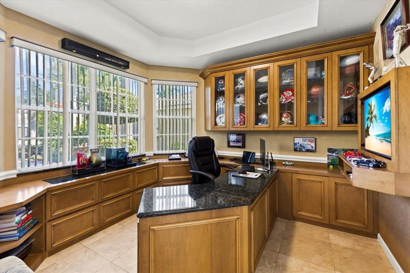 Image 28 of 60 For 12064 49th Dr