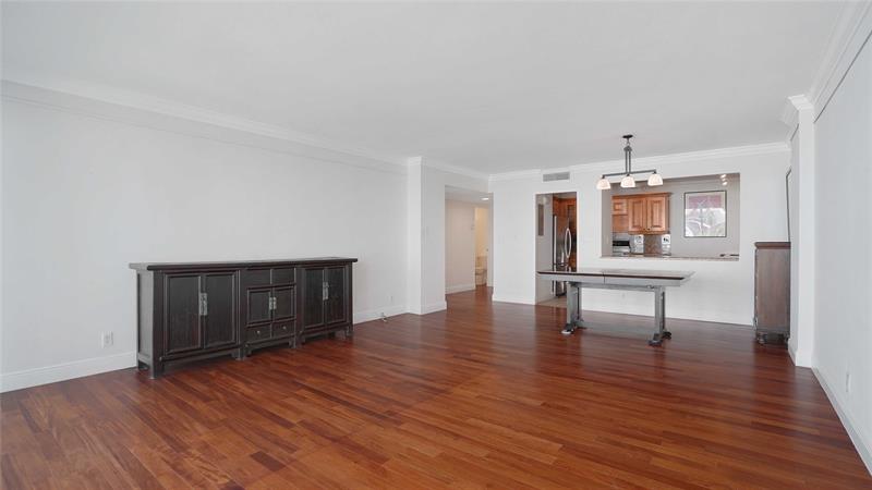 Image 10 of 48 For 3430 Galt Ocean Dr  504