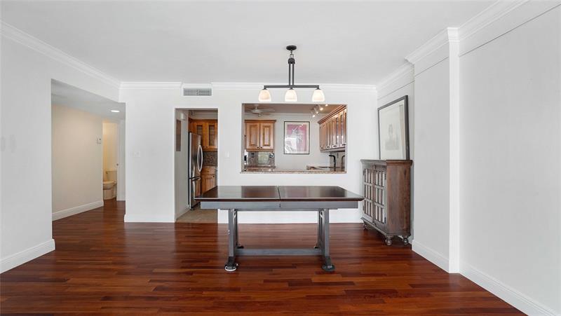 Image 11 of 48 For 3430 Galt Ocean Dr  504