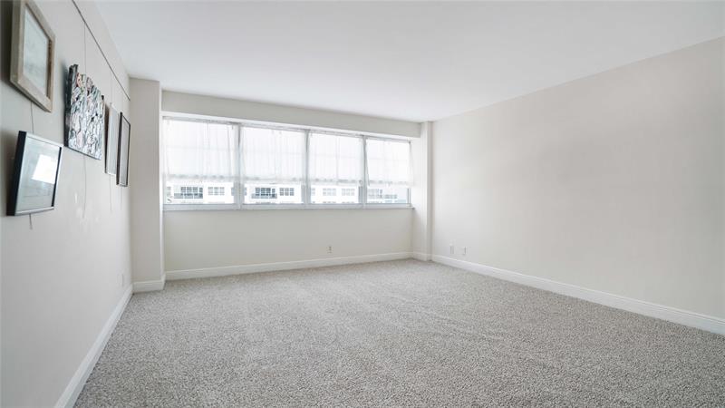 Image 20 of 48 For 3430 Galt Ocean Dr  504