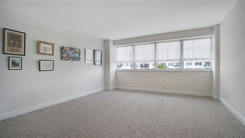 Image 23 of 48 For 3430 Galt Ocean Dr  504