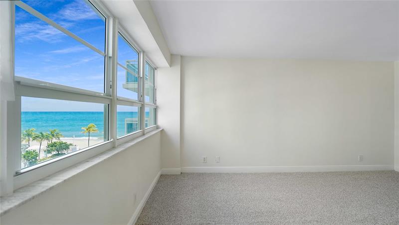 Image 36 of 48 For 3430 Galt Ocean Dr  504