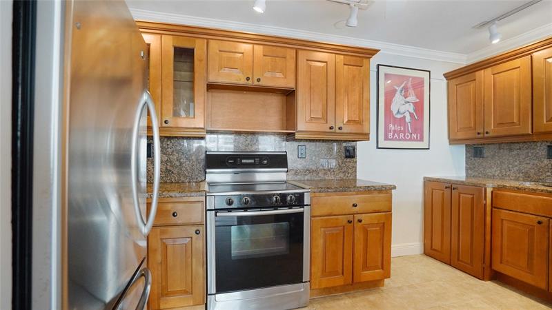 Image 5 of 48 For 3430 Galt Ocean Dr  504