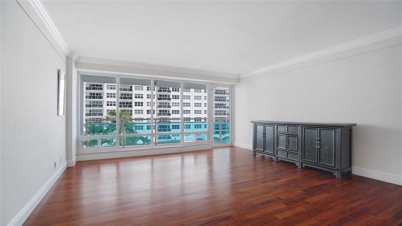 Image 9 of 48 For 3430 Galt Ocean Dr  504