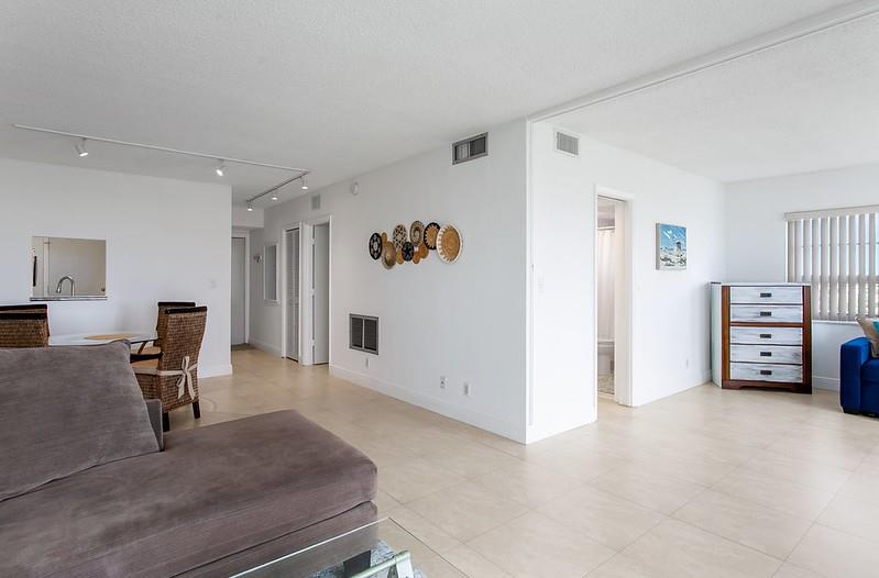 Image 26 of 34 For 6000 Ocean Blvd  6a