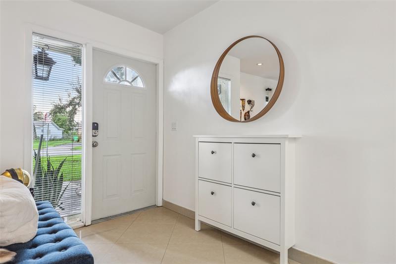 Image 18 of 44 For 10875 29th Mnr  2