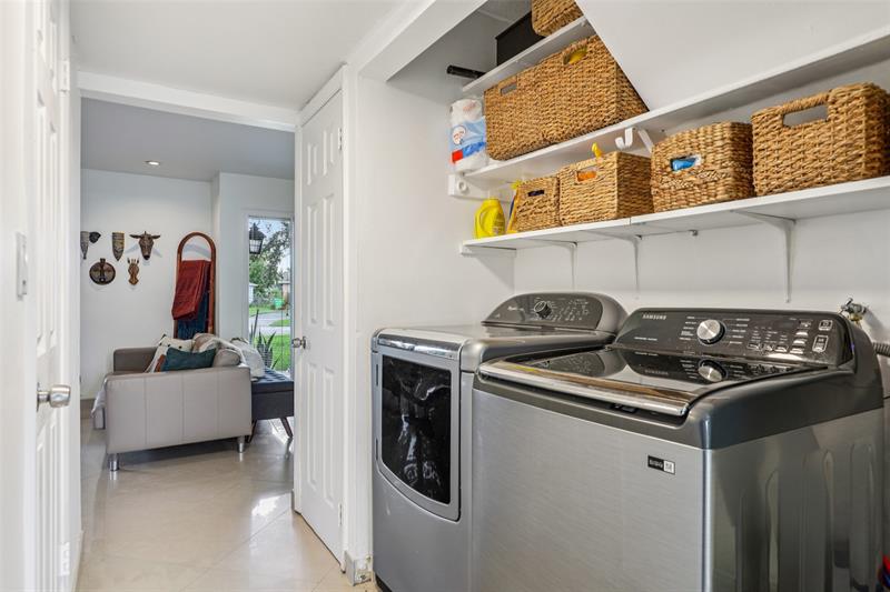 Image 23 of 44 For 10875 29th Mnr  2