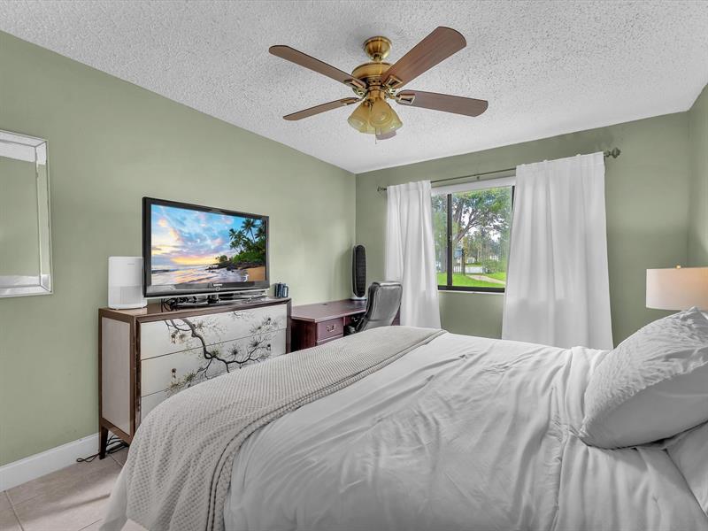 Image 12 of 21 For 9022 Atlantic Blvd  213