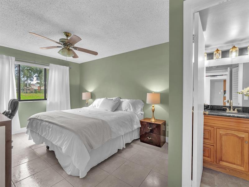 Image 13 of 21 For 9022 Atlantic Blvd  213