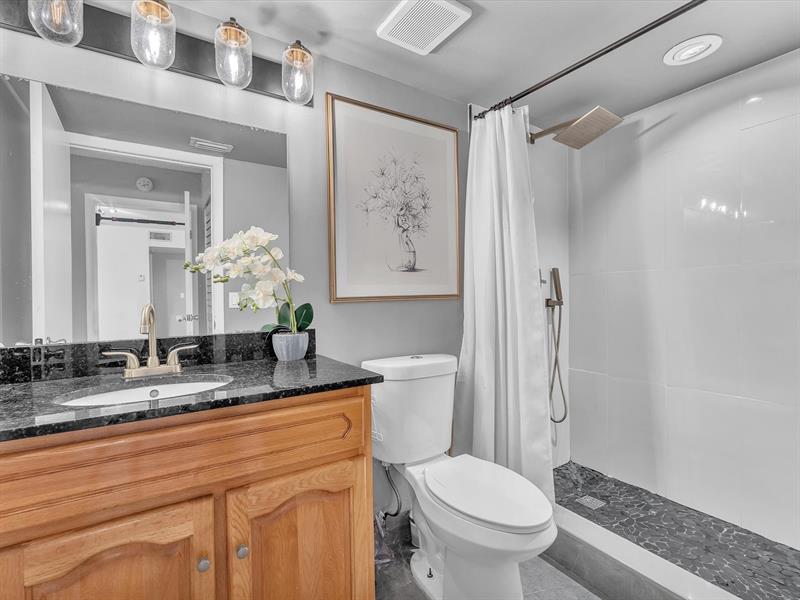 Image 14 of 21 For 9022 Atlantic Blvd  213