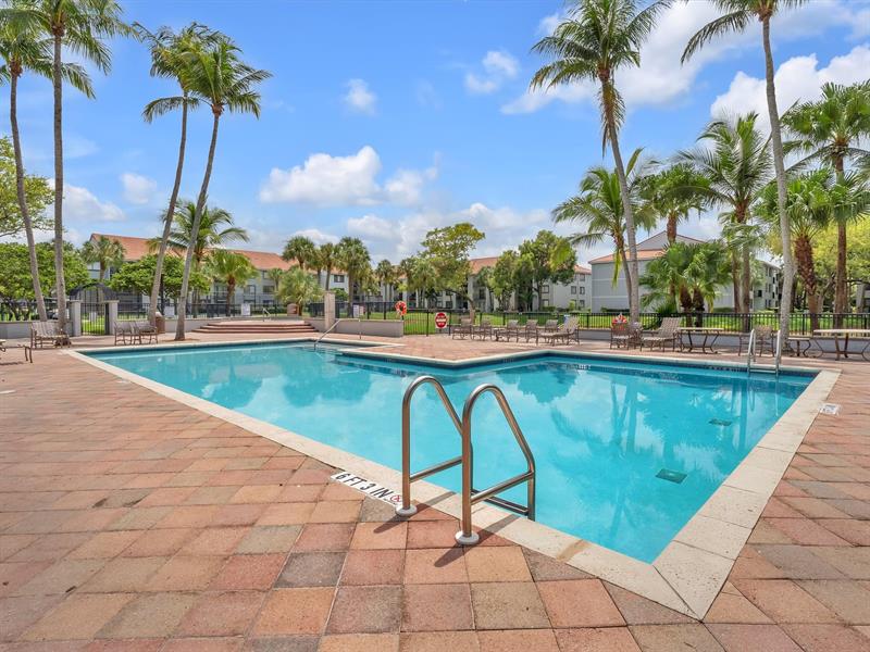 Image 16 of 21 For 9022 Atlantic Blvd  213