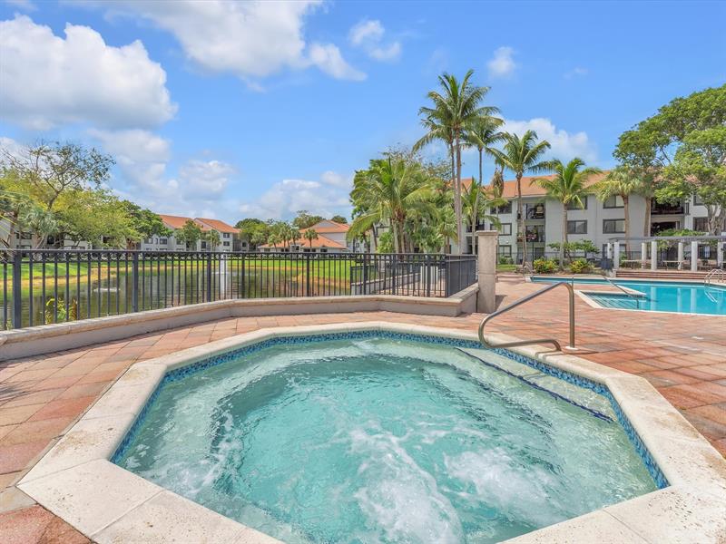Image 17 of 21 For 9022 Atlantic Blvd  213