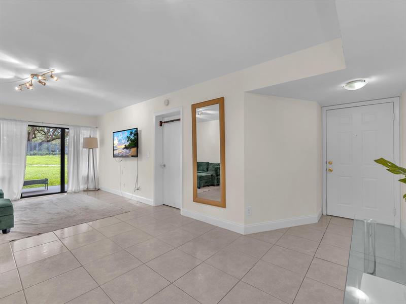 Image 7 of 21 For 9022 Atlantic Blvd  213