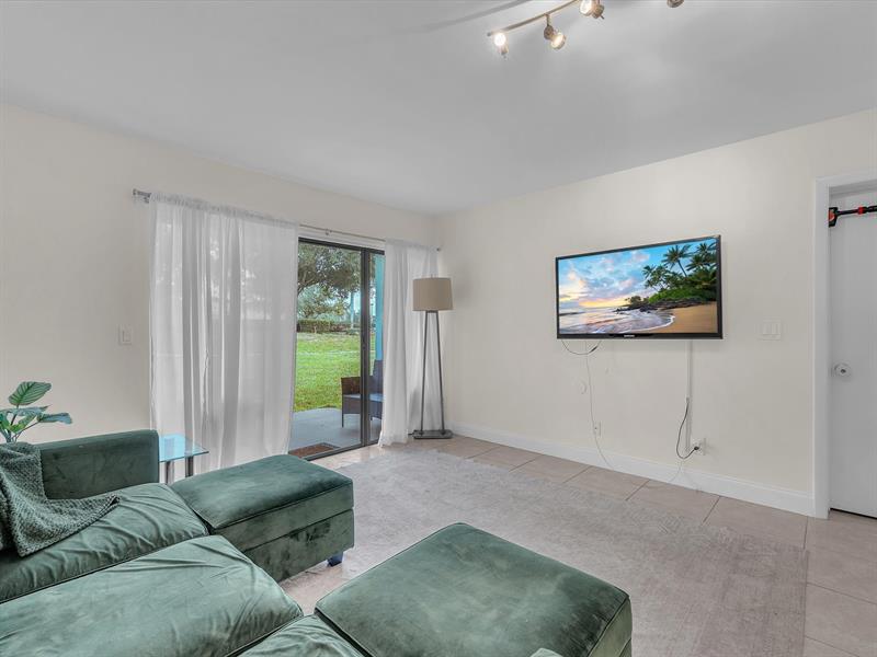 Image 8 of 21 For 9022 Atlantic Blvd  213