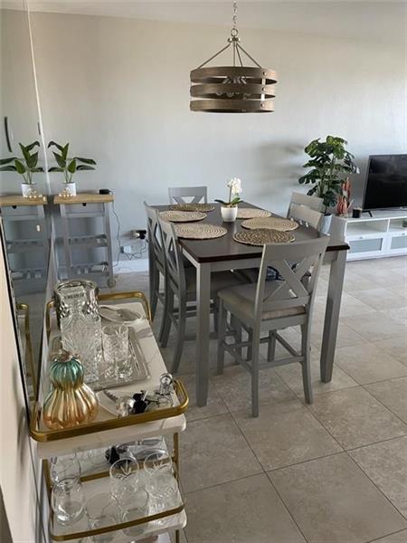 Image 11 of 22 For 3111 Ocean Dr  605