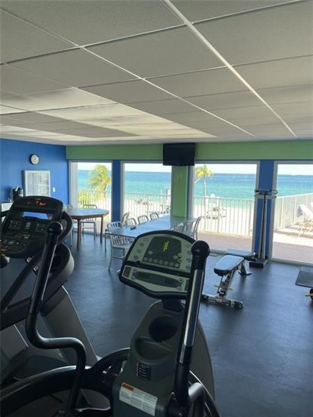 Image 19 of 22 For 3111 Ocean Dr  605