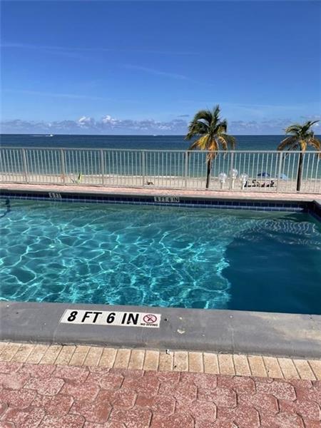 Image 3 of 22 For 3111 Ocean Dr  605