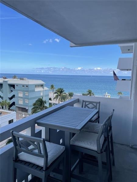 Image 4 of 22 For 3111 Ocean Dr  605