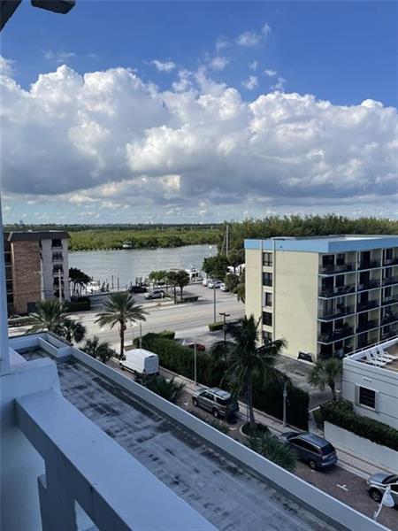 Image 6 of 22 For 3111 Ocean Dr  605