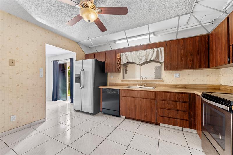 Image 7 of 22 For 2803 108th Ter