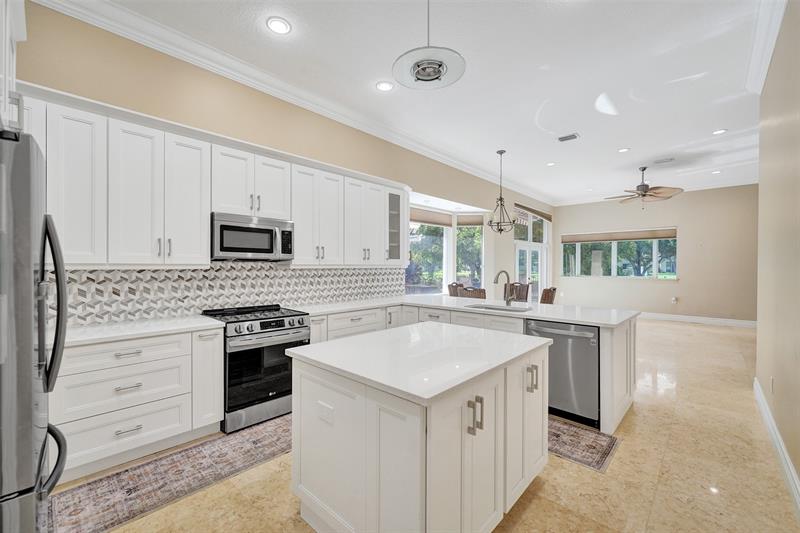 Image 23 of 100 For 4869 Kensington Cir