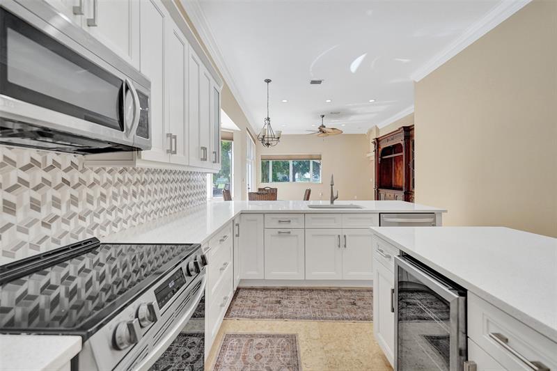 Image 29 of 100 For 4869 Kensington Cir