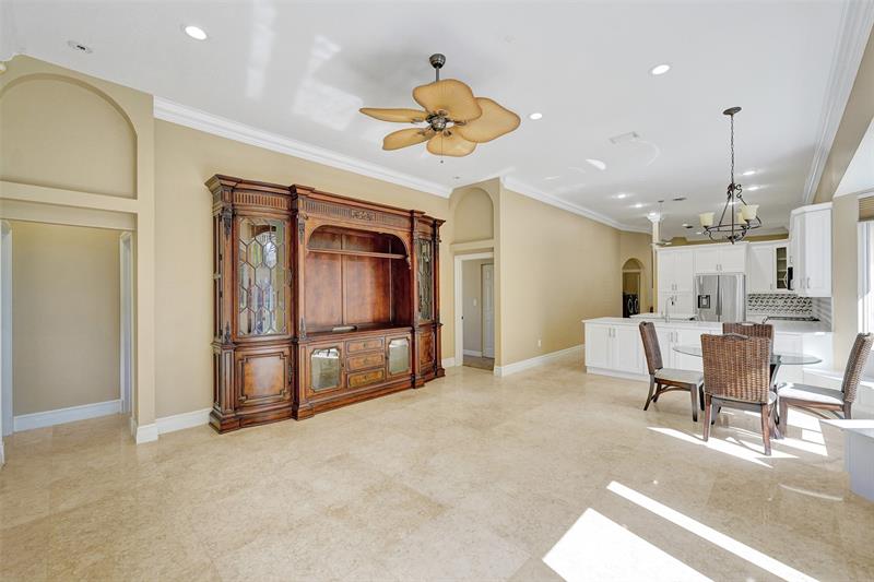 Image 37 of 100 For 4869 Kensington Cir