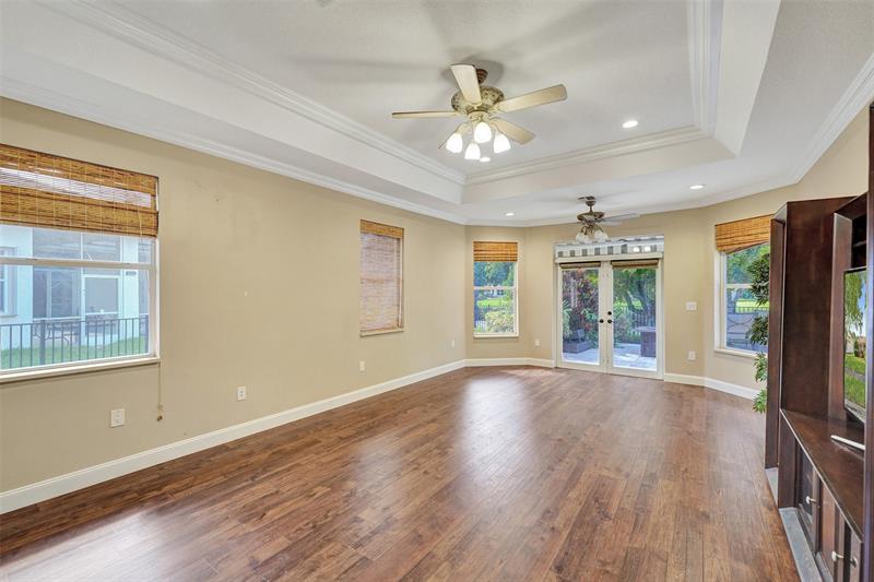 Image 45 of 100 For 4869 Kensington Cir