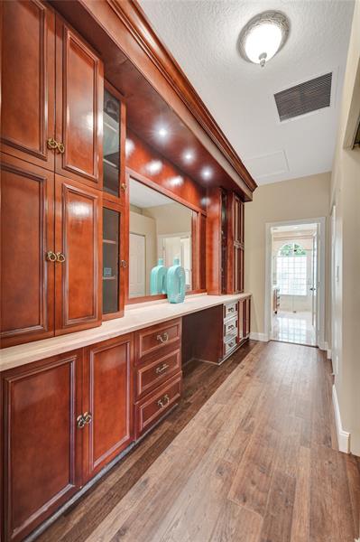 Image 49 of 100 For 4869 Kensington Cir