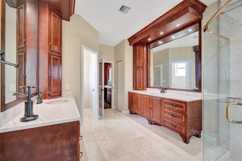 Image 54 of 100 For 4869 Kensington Cir