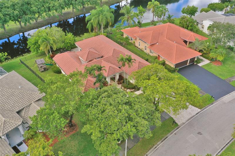 Image 59 of 100 For 4869 Kensington Cir