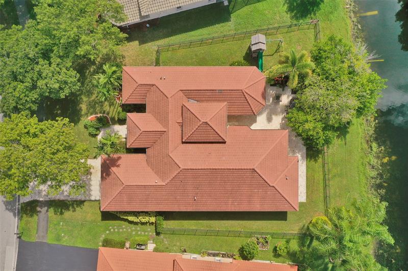 Image 62 of 100 For 4869 Kensington Cir