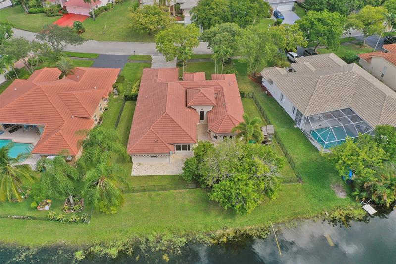 Image 65 of 100 For 4869 Kensington Cir