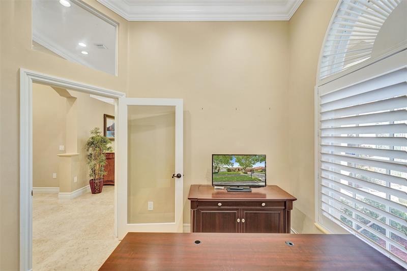Image 75 of 100 For 4869 Kensington Cir