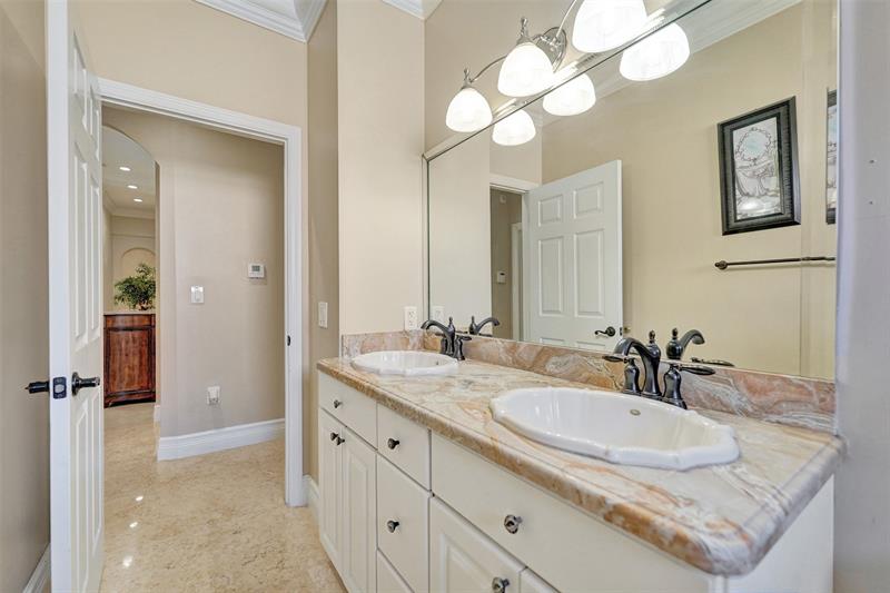 Image 79 of 100 For 4869 Kensington Cir