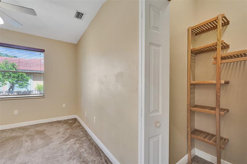 Image 89 of 100 For 4869 Kensington Cir