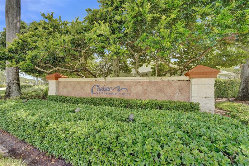 Image 9 of 100 For 4869 Kensington Cir
