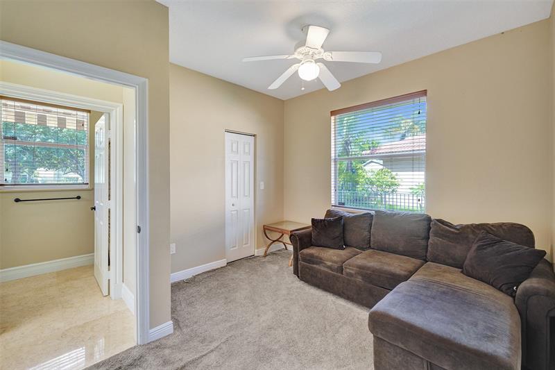 Image 95 of 100 For 4869 Kensington Cir