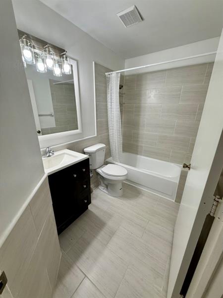 Image 19 of 22 For 10690 14th St  136