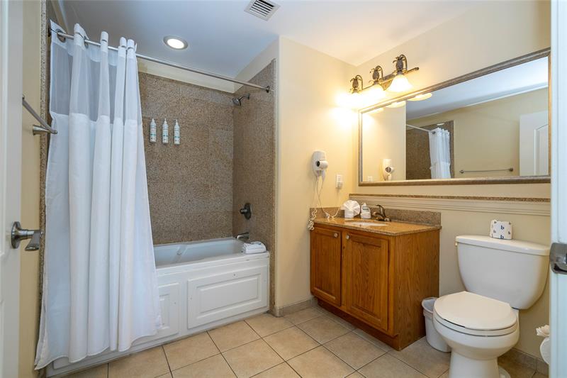 Image 40 of 88 For 13415 Blue Heron Beach Dr  910