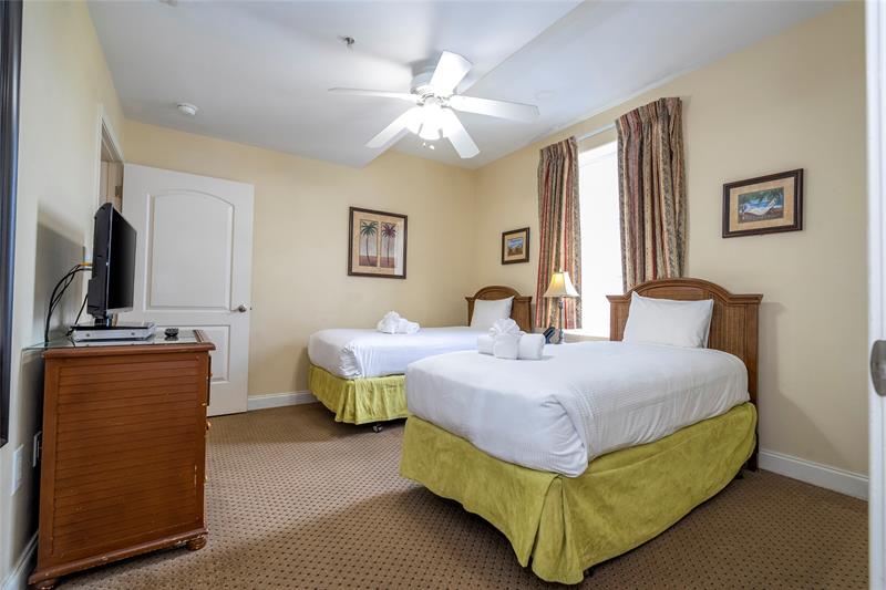 Image 52 of 88 For 13415 Blue Heron Beach Dr  910