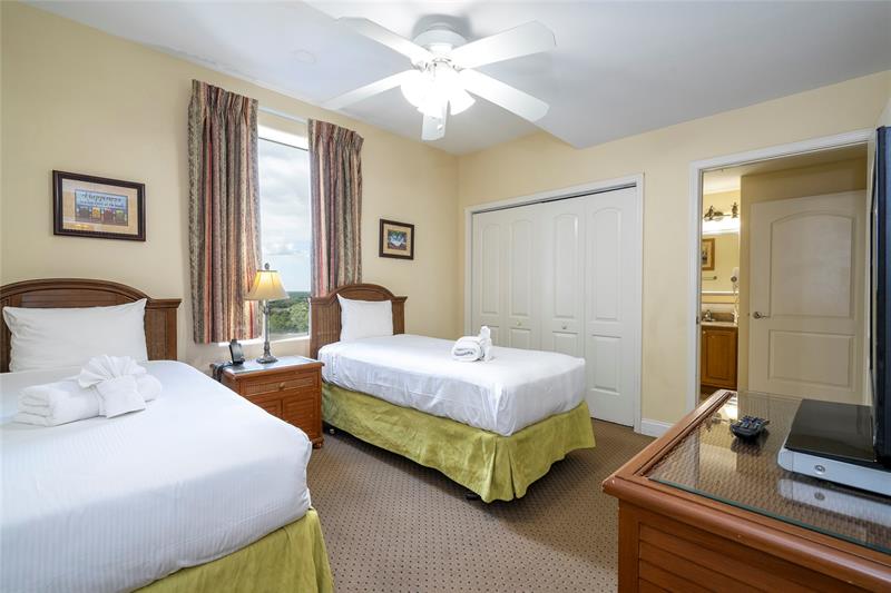 Image 54 of 88 For 13415 Blue Heron Beach Dr  910